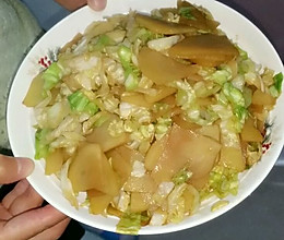 土豆片炒圆白菜的做法