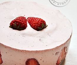 布丁美食铺——草莓慕斯的做法