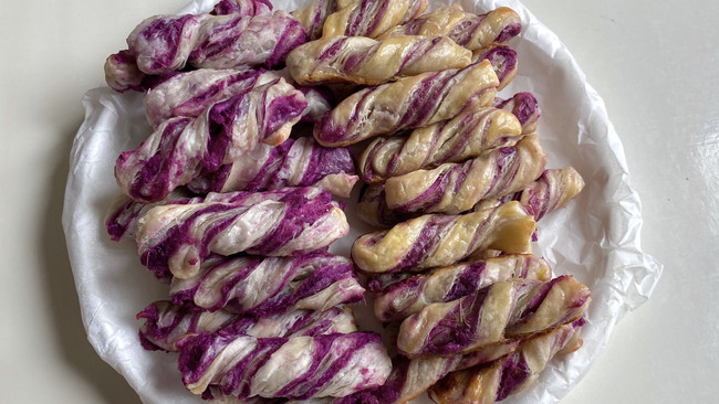 紫薯扭扭酥！一口酥脆的做法