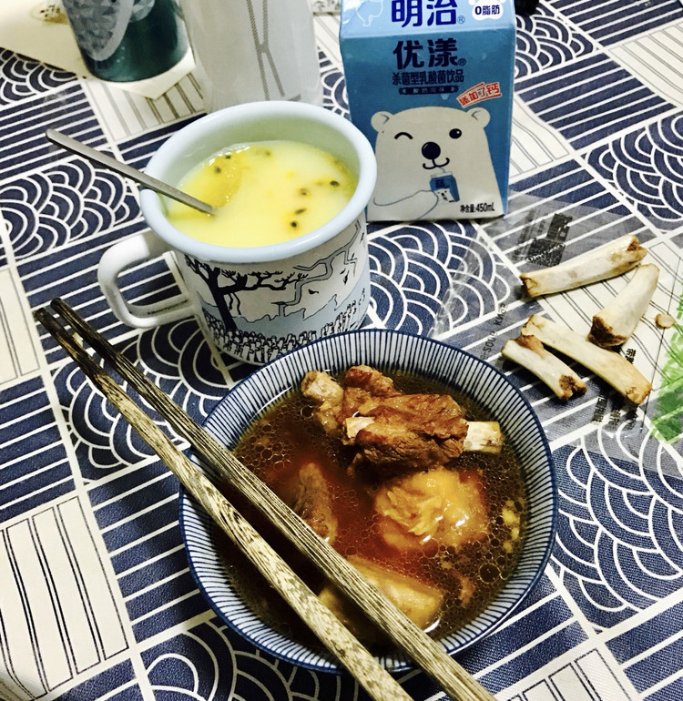 荔浦芋头焖排骨（双版本）的做法