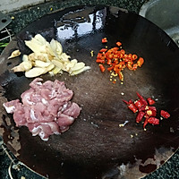 炸芋头焖五花肉的做法图解3