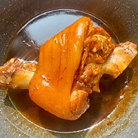 #家乡年味 鲜才够味#冰糖猪肘子的做法图解8