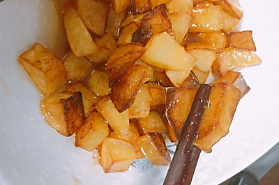 简易拔丝土豆