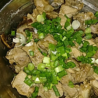 客家梅菜蒸排骨的做法图解5