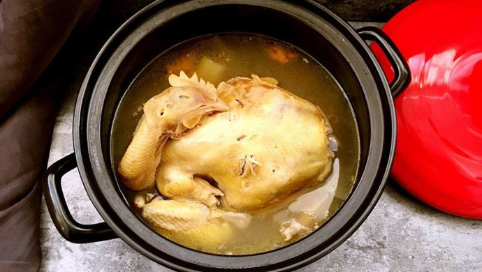 清炖三黄鸡（3.5斤的整只鸡哟）