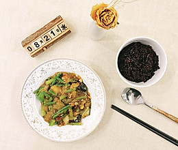 想家就要吃的豆角焖茄子的做法