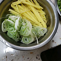 黄焖泥鳅豆腐的做法图解2