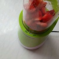草莓奶昔的做法图解10