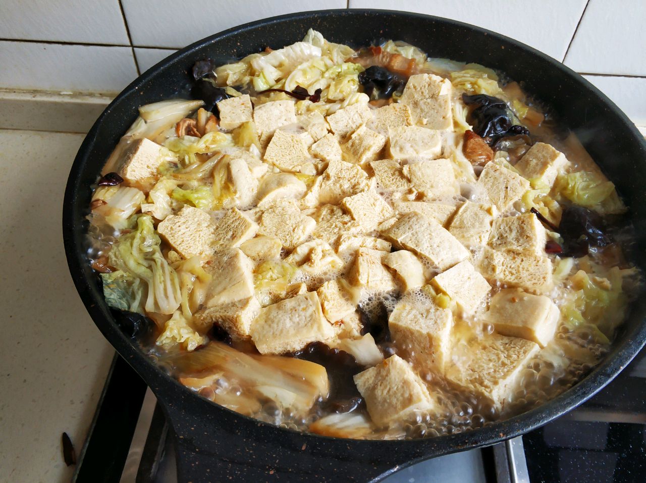 东北家常菜白菜炖冻豆腐，鲜美滋补，解馋还下饭_步骤