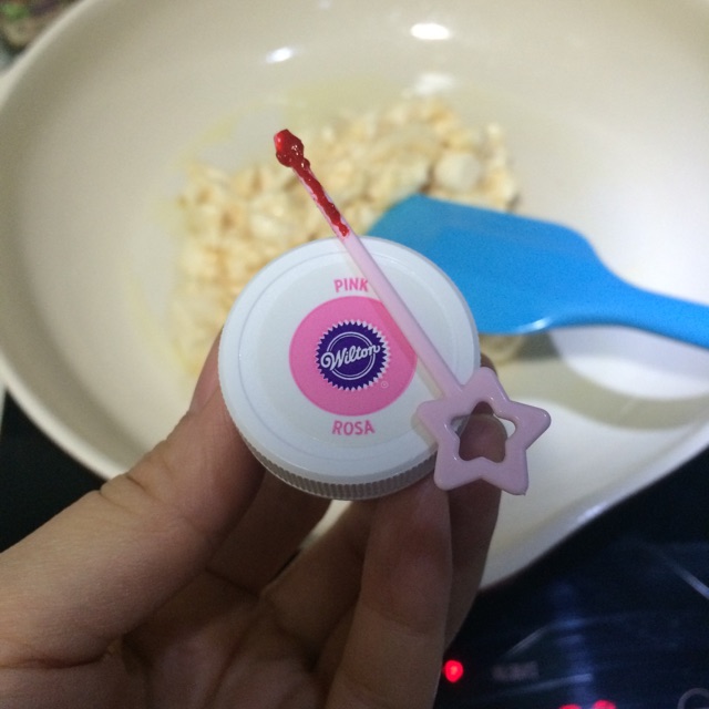 玫瑰海盐牛轧糖（打造一颗软糯不粘牙的牛轧糖）的做法图解3