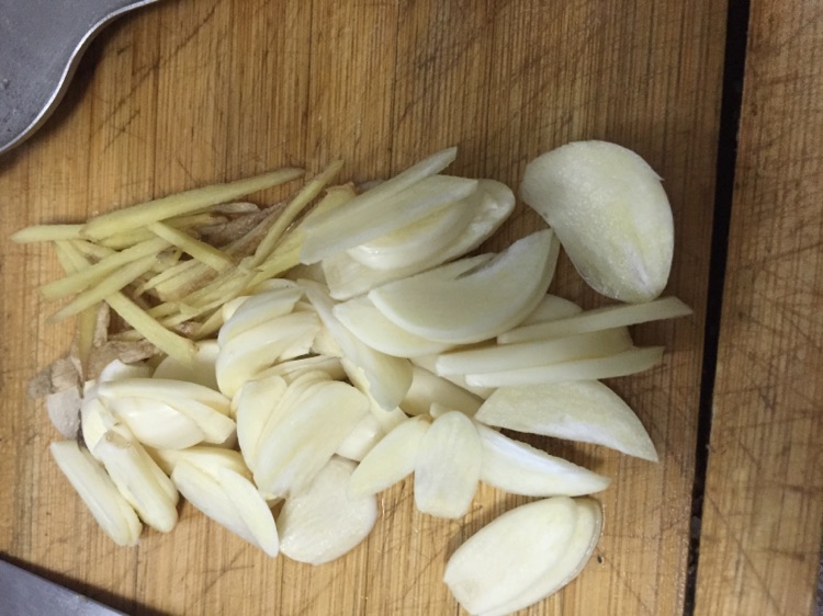 地道川菜———梅菜蒸扣肉的做法图解8