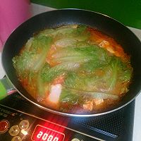 三部搞定简易韩式泡菜锅的做法图解2
