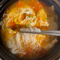 #流感季饮食攻略#番茄荷包蛋米线的做法图解12