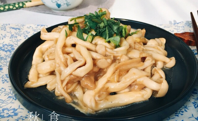 海鲜菇炒肉丝