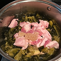 五花肉煲酸菜的做法图解6