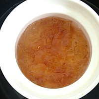 雪蛤木瓜桃胶炖奶的做法图解2