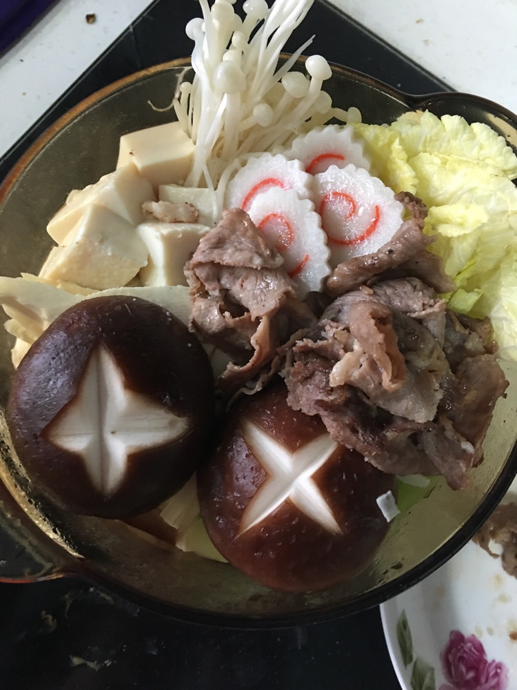 牛肉寿喜锅的做法
