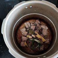 红焖牛肉的做法图解5