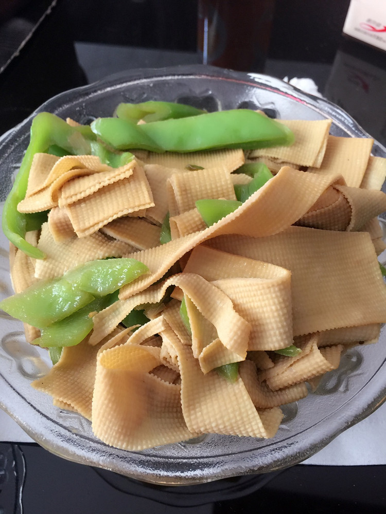 辣椒炒豆皮的做法