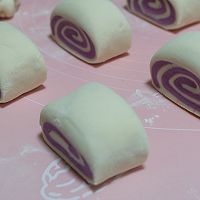 紫薯双色馒头的做法图解6
