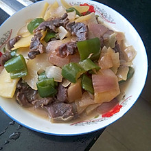 洋葱土豆青椒炒鸭肫（附切洋葱方法）