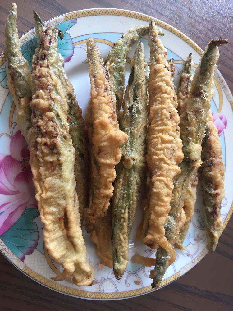 油炸荷叶鱼的做法