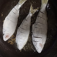 #东古家味美食#香煎燕子鱼的做法图解6