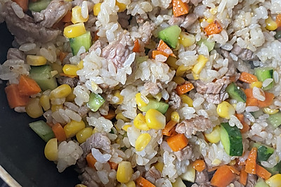 简易版：牛肉炒饭