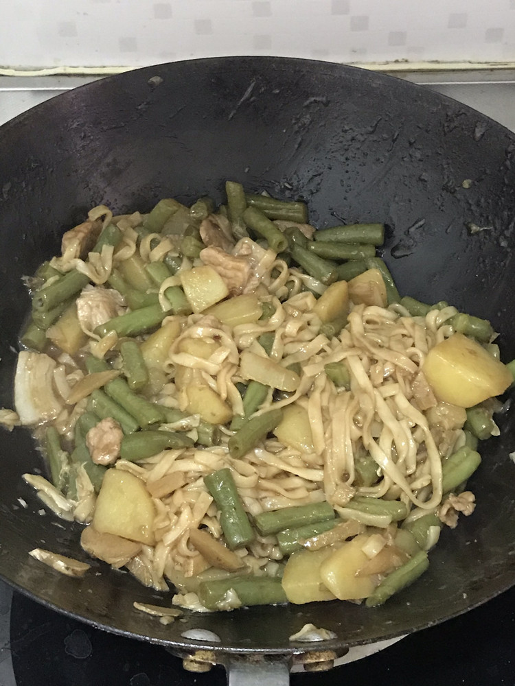 豆角焖面的做法