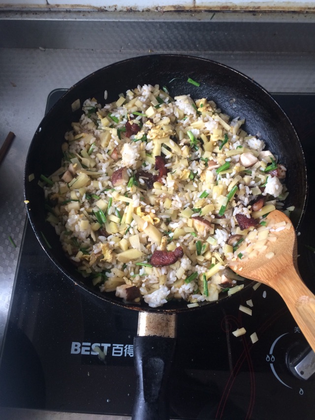 培根蛋炒饭的做法图解6