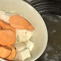 栗子红薯淮山猪骨汤的做法图解13