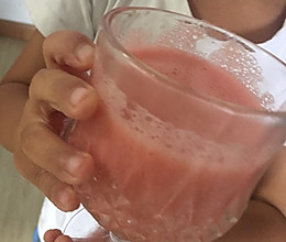 草莓乳酸菌饮品的做法