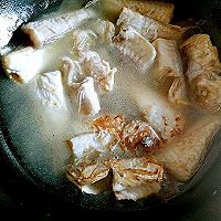 豆腐炖鱼#盛年锦食·忆年味#的做法图解5