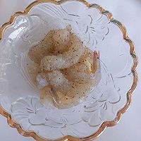 椰香满满椰子虾的做法图解3
