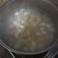 白木耳雪梨汤的做法图解5