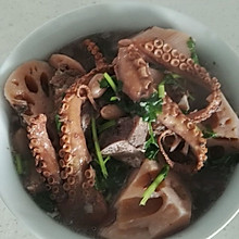 章鱼莲藕汤