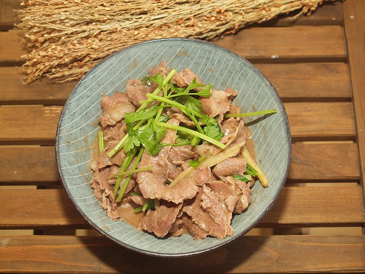 沙茶牛肉：好食材好味道的做法