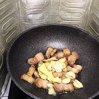 #我们约饭吧#五花肉焖笋干的做法图解9
