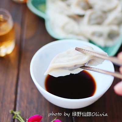 黑猪肉卷心菜水饺