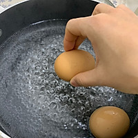 溏心蛋的做法图解1