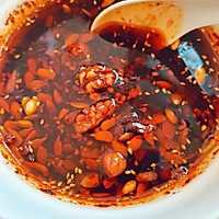 贵州活水豆花儿的灵魂：油辣子的做法图解5