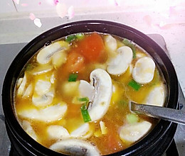西红柿蘑菇汤的做法