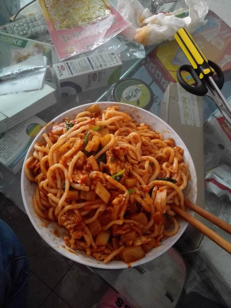拉条子拌面的做法