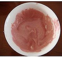 彩绘草莓奶油蛋糕卷的做法图解12
