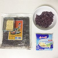 5分钟早餐【紫米肉松饭卷】的做法图解2