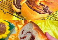 #2022双旦烘焙季-奇趣赛#超好吃的红豆面包卷的做法