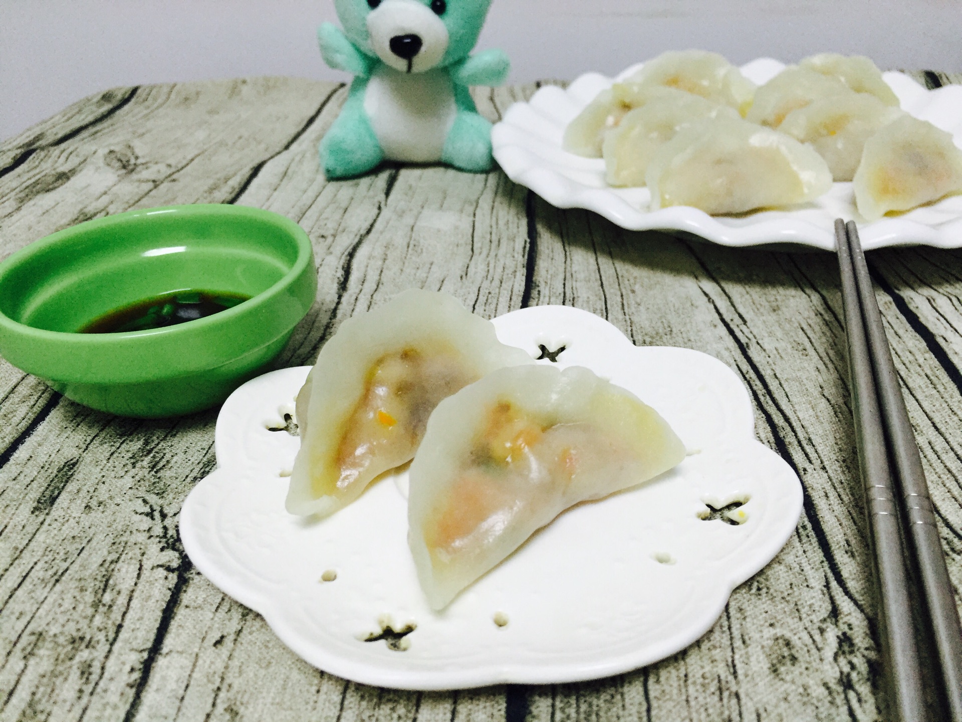 The simplest crystal dumpling