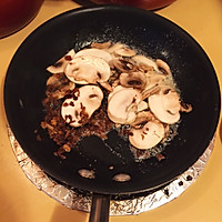 【食戟之灵】欧姆蕾 Omelet 西式早餐·煎蛋饼的做法图解1