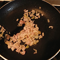 奶油蘑菇鸡翅汤的做法图解7