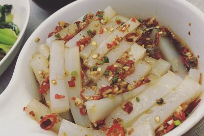 凉拌凉粉